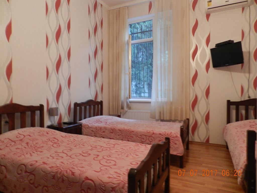 Room 404 Guest House Tbilissi Extérieur photo