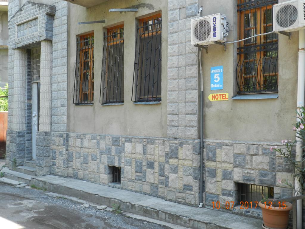 Room 404 Guest House Tbilissi Extérieur photo