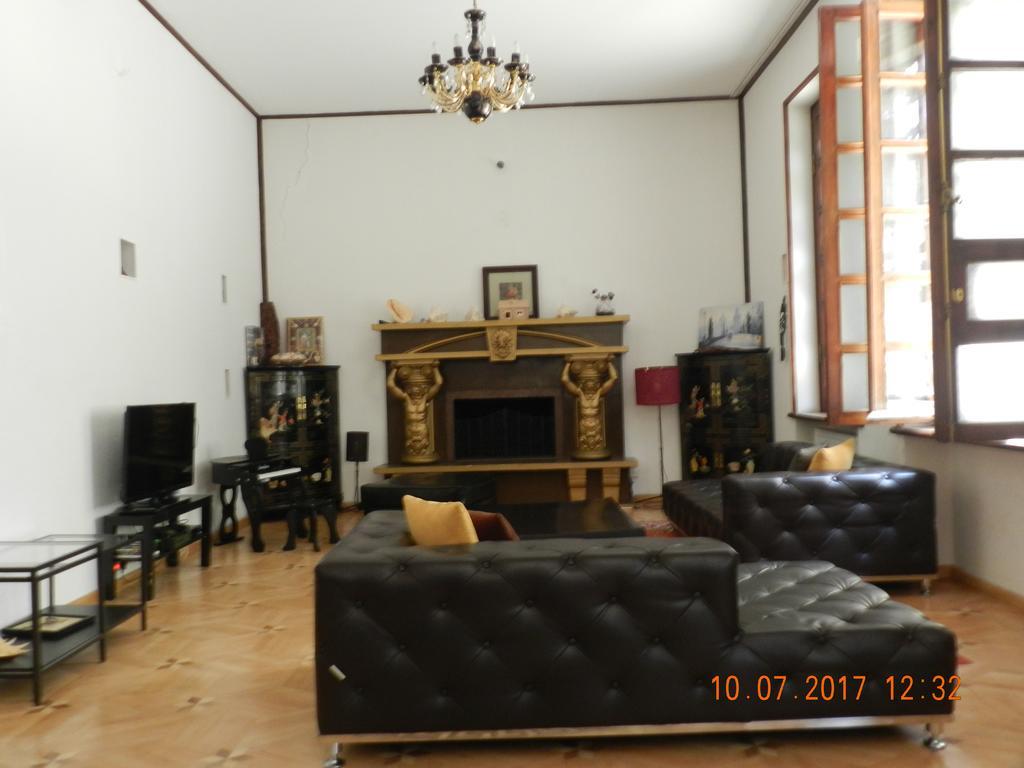 Room 404 Guest House Tbilissi Extérieur photo