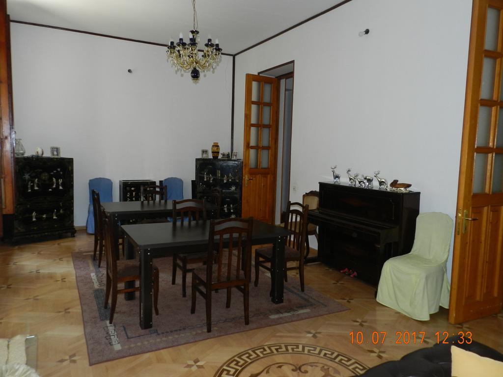 Room 404 Guest House Tbilissi Extérieur photo